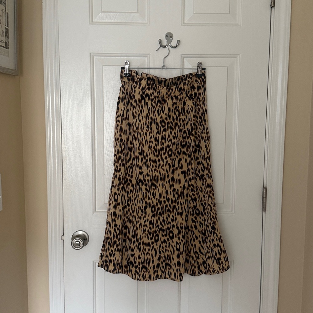 Leopard Print Midi Skirt